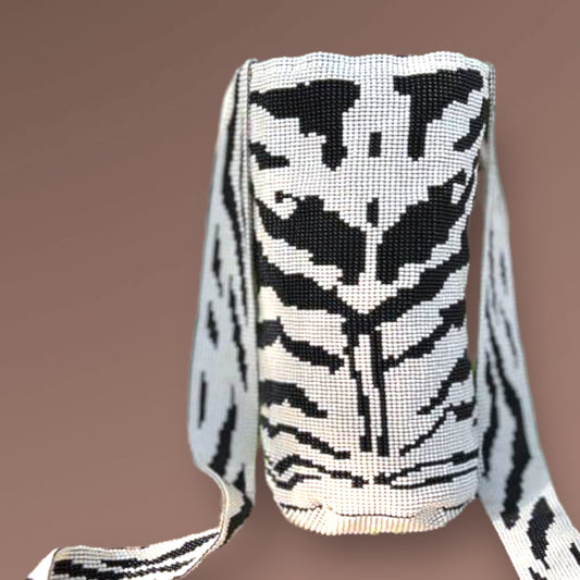 Embera White-Black